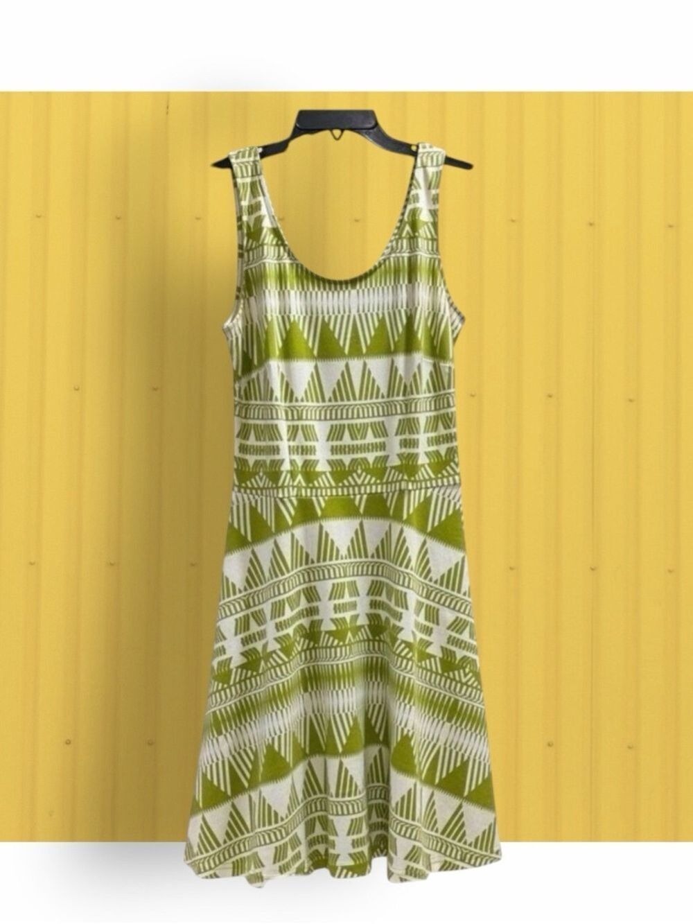 Green and White Geometric Print A Line Dress